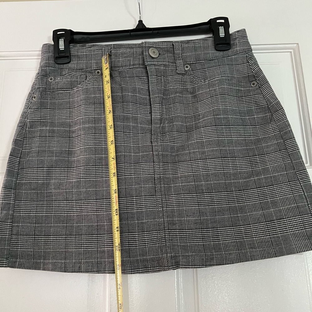 American Eagle Outfitters Gray Plaid Mini Skirt